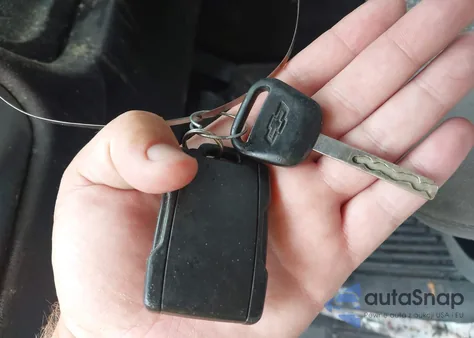 2014 Chevrolet Silverado 1500 1Lt из США, поврежденный, VIN 1GCRCREH4EZ395398